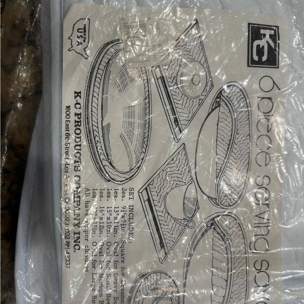 New 6pc White quilted Serving Savers